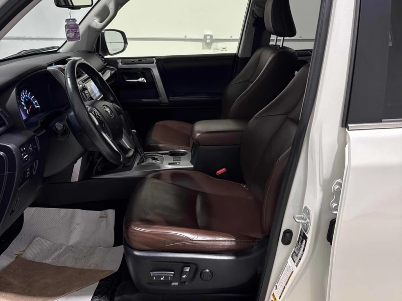 Toyota 4runner * 4WD * CARFAX * БЕЗ ПЪРВОНАЧАЛНА ВНОСКА, снимка 10 - Автомобили и джипове - 53044012