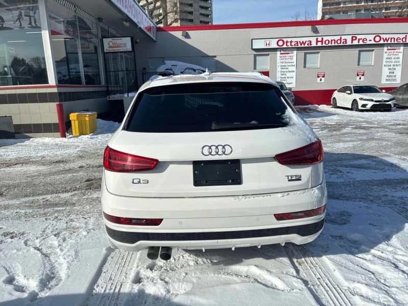 Audi Q3 * Progressiv * CARFAX * БЕЗ ПЪРВОНАЧАЛНА ВНОСКА, снимка 4 - Автомобили и джипове - 53220224