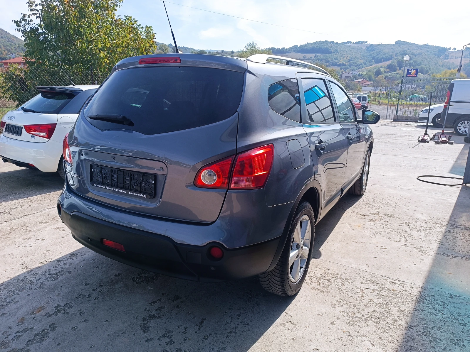 Nissan Qashqai + 2 2.0i 4x4 162000km  - изображение 7