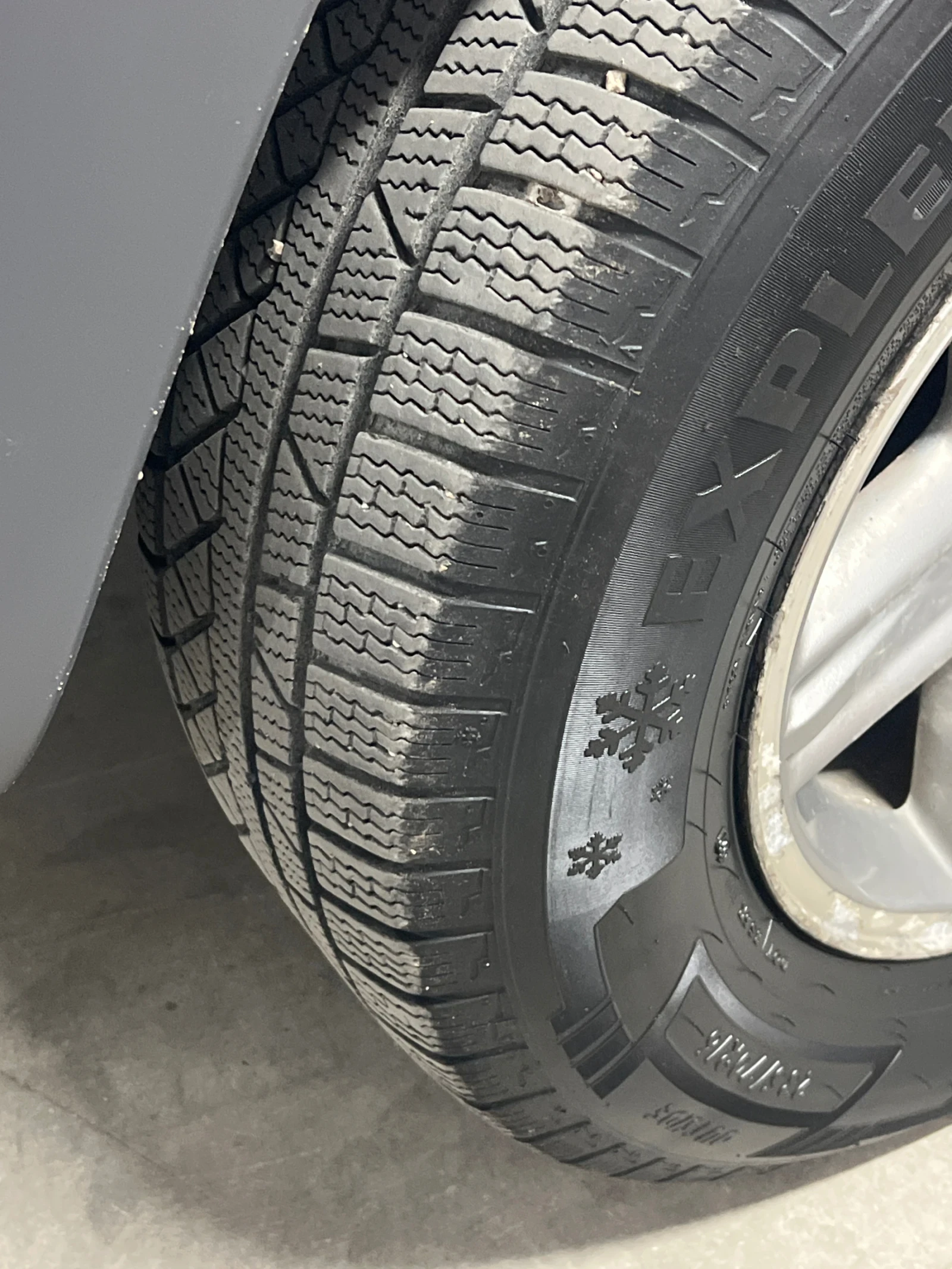 Jeep Cherokee 2.8 CRDI - изображение 9