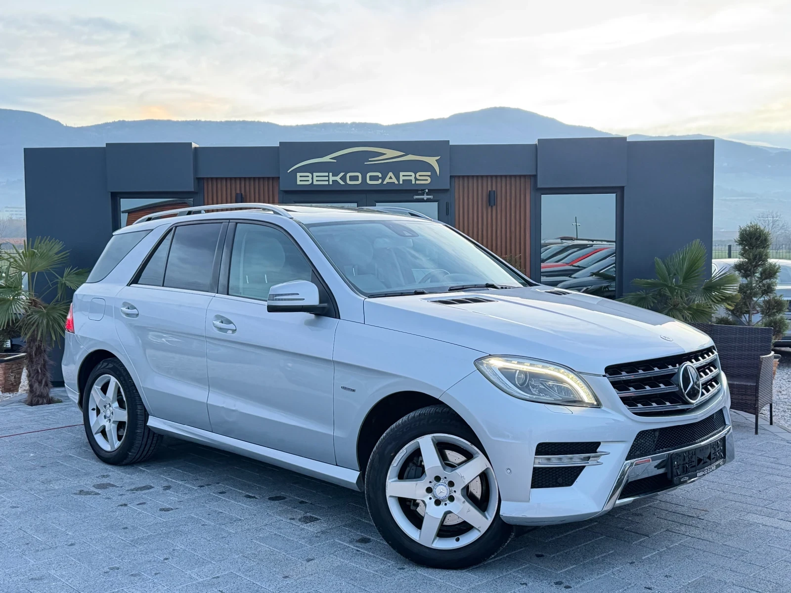 Mercedes-Benz ML 350 AMG-PACK-нов внос от Белгия на 266000км! - изображение 3