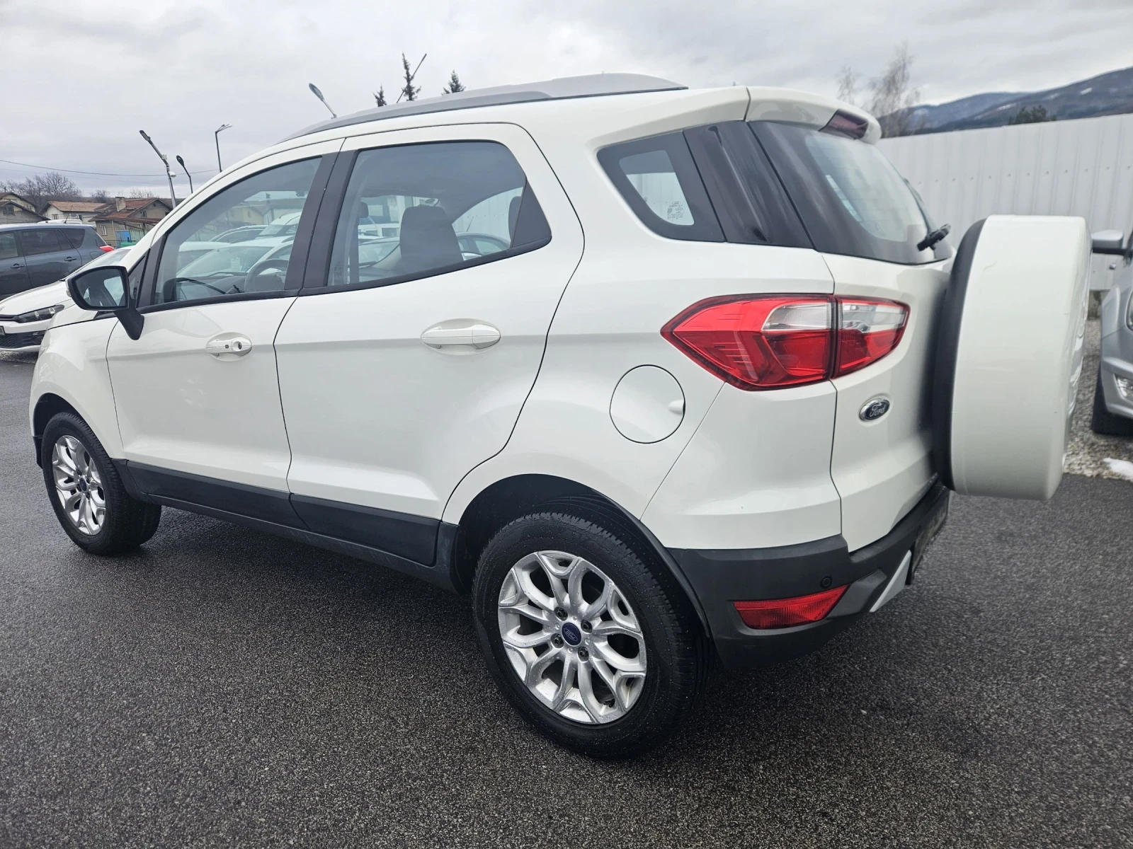 Ford EcoSport 1.5i EVRO 5B - изображение 6