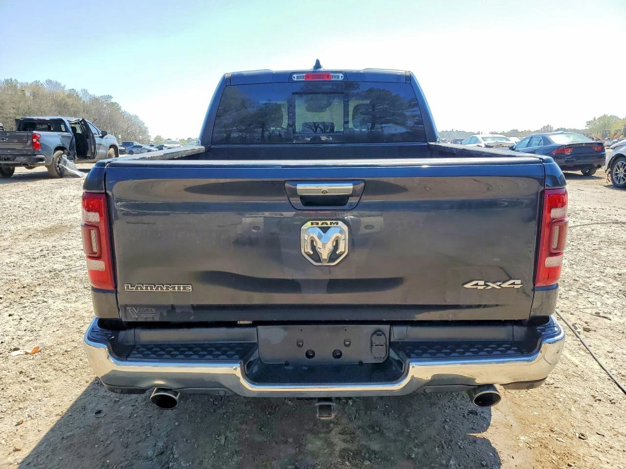 Dodge RAM 1500 LARAMIE| Подгрев+ Обдух| Лизинг от 350Е/месец, снимка 6 - Автомобили и джипове - 54427541