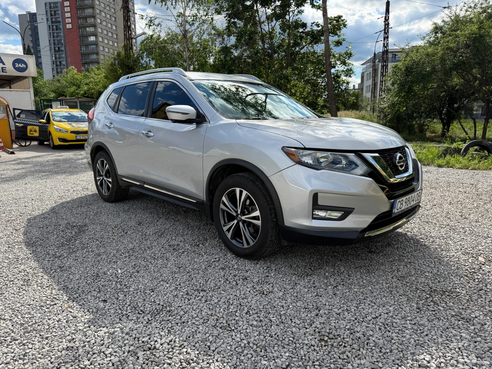 Nissan Rogue, снимка 3 - Автомобили и джипове - 54905526