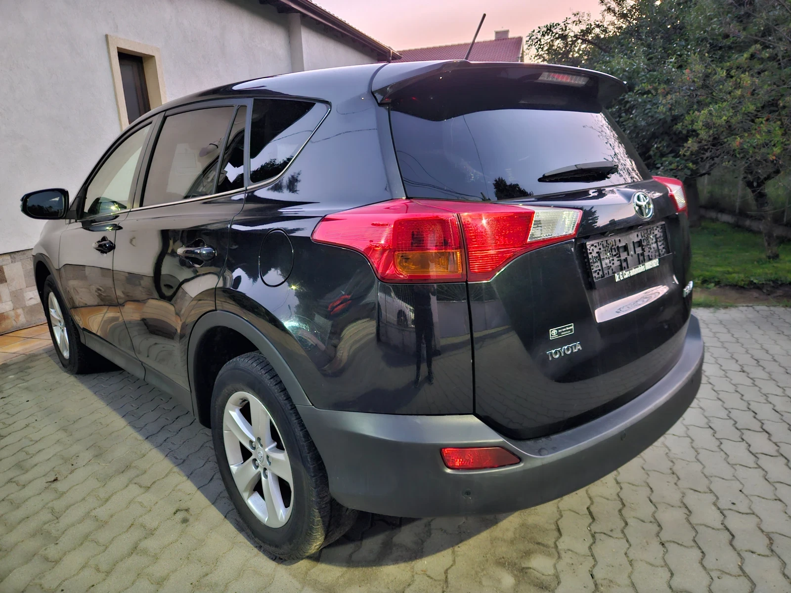 Toyota Rav4 2.0 d4d 126 k.c. 4x2, снимка 12 - Автомобили и джипове - 55052602