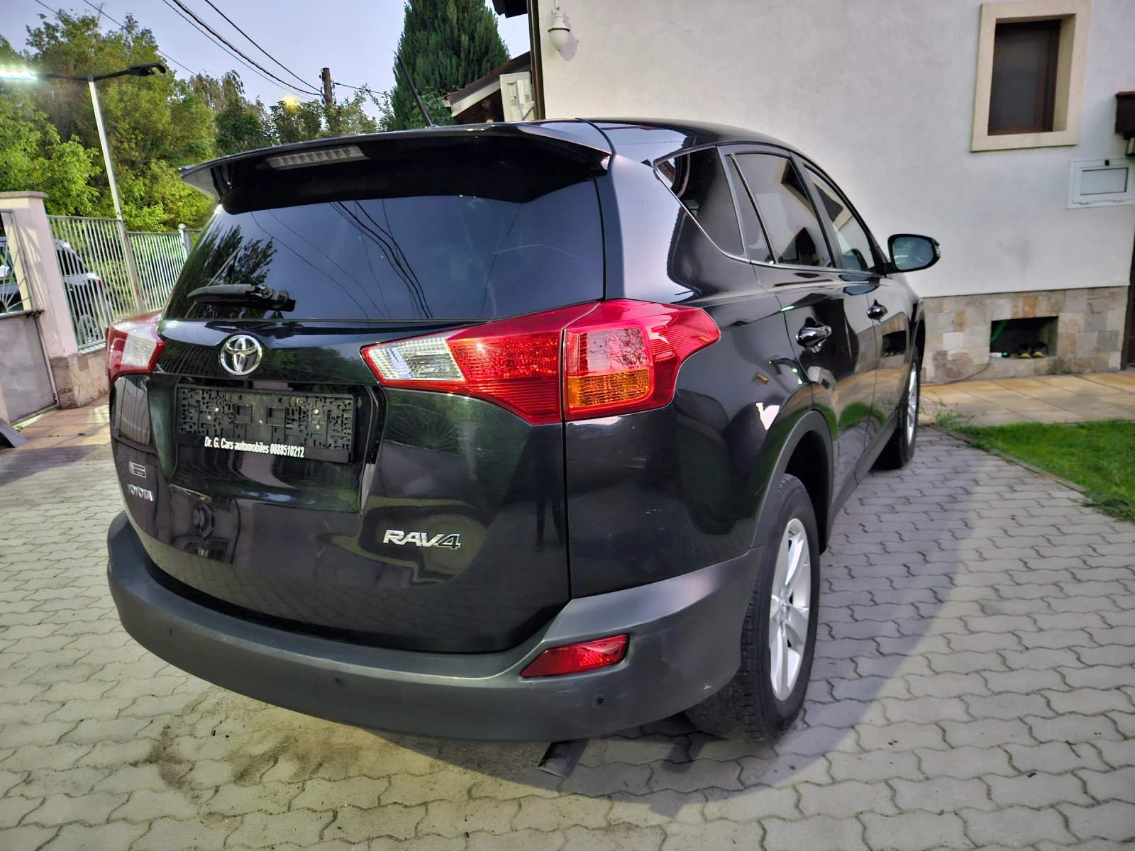 Toyota Rav4 2.0 d4d 126 k.c. 4x2, снимка 11 - Автомобили и джипове - 55052602