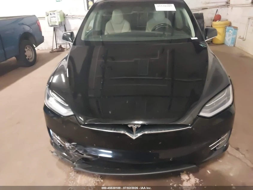 Tesla Model X 75D AWD, снимка 12 - Автомобили и джипове - 55893536