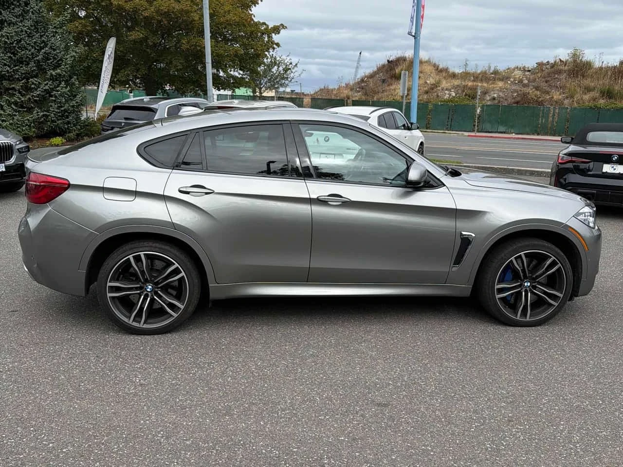BMW X6 * M* АВТОКРЕДИТ БЕЗ ПЪРВОНАЧАЛНА ВНОСКА* , снимка 3 - Автомобили и джипове - 56240790