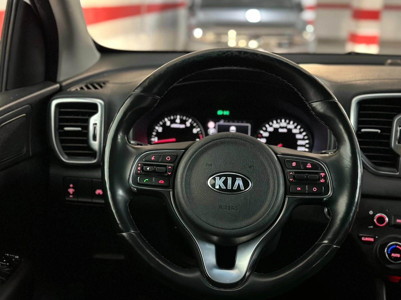 Kia Sportage, снимка 7 - Автомобили и джипове - 56246135