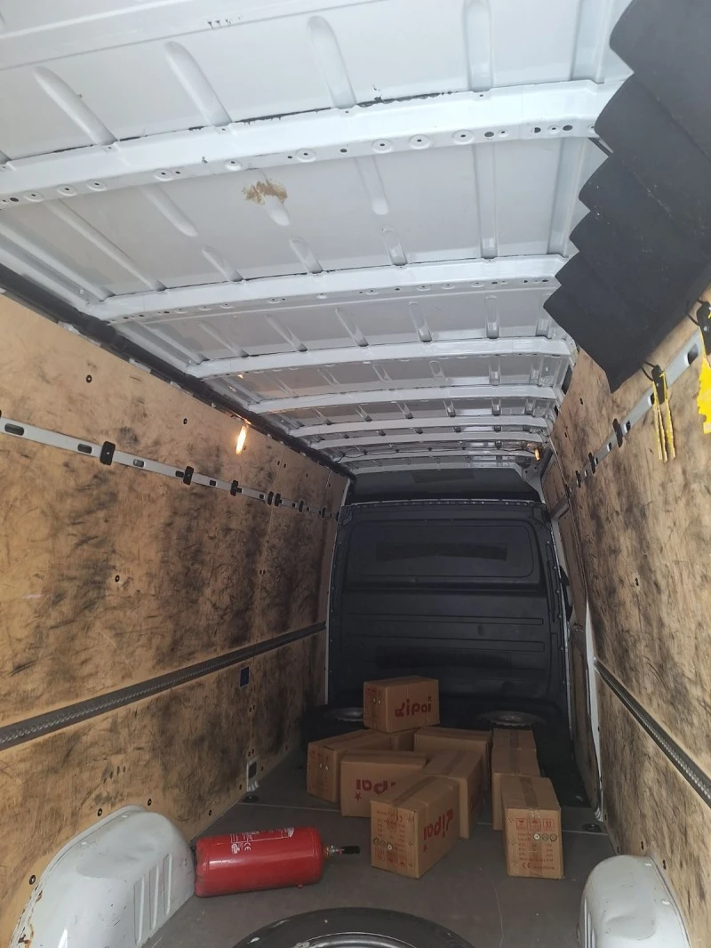 VW Crafter XXL, снимка 4 - Бусове и автобуси - 49174325