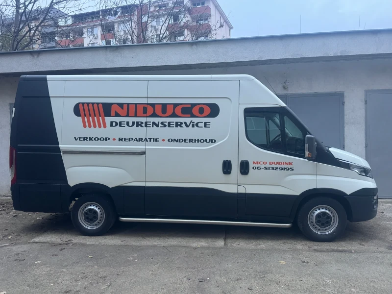 Iveco 35s13 Климатик* Navi 16/9 * Top Състояние, снимка 9 - Бусове и автобуси - 52643619