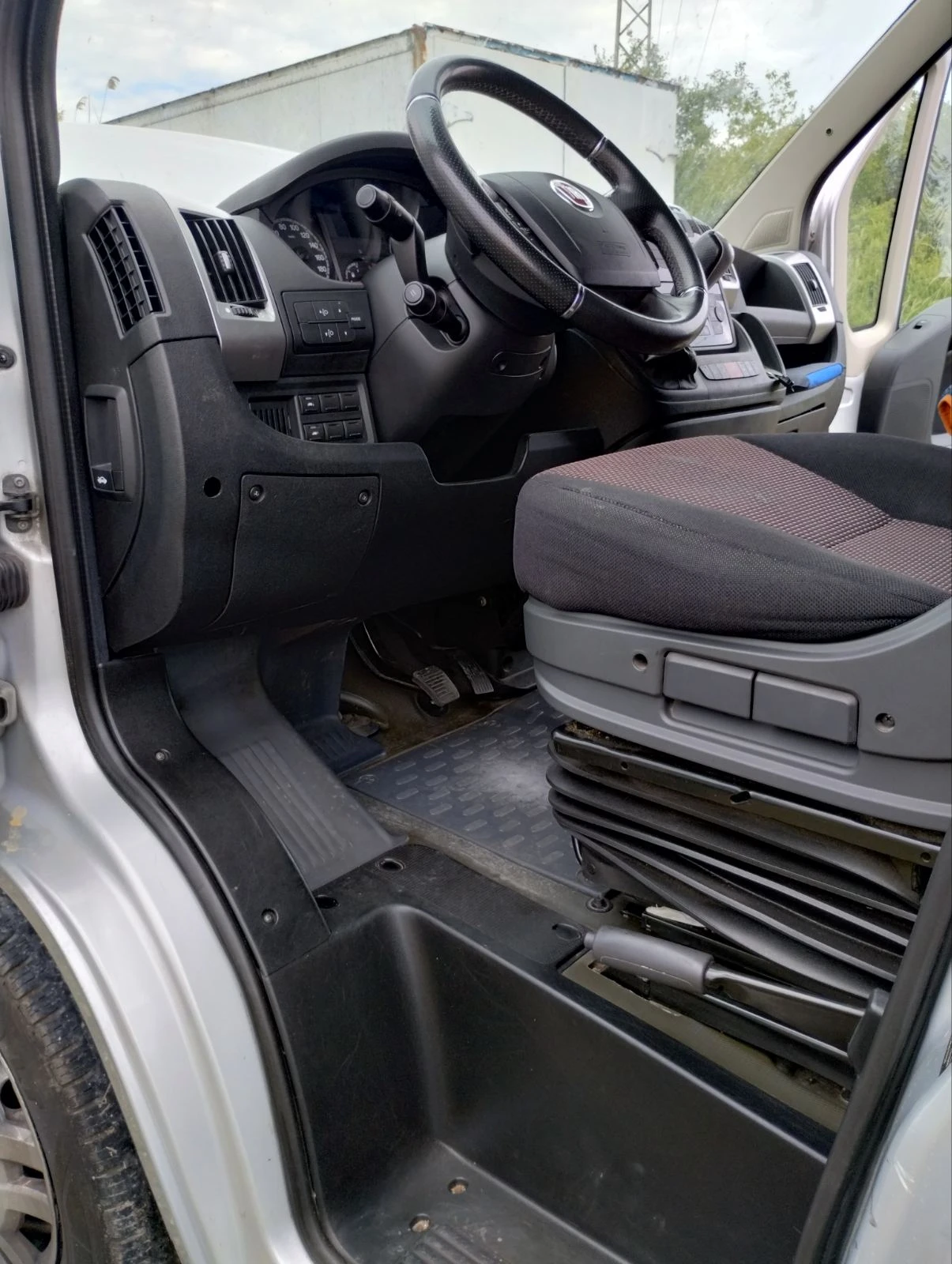 Fiat Ducato 3.0 L2H2 - изображение 5