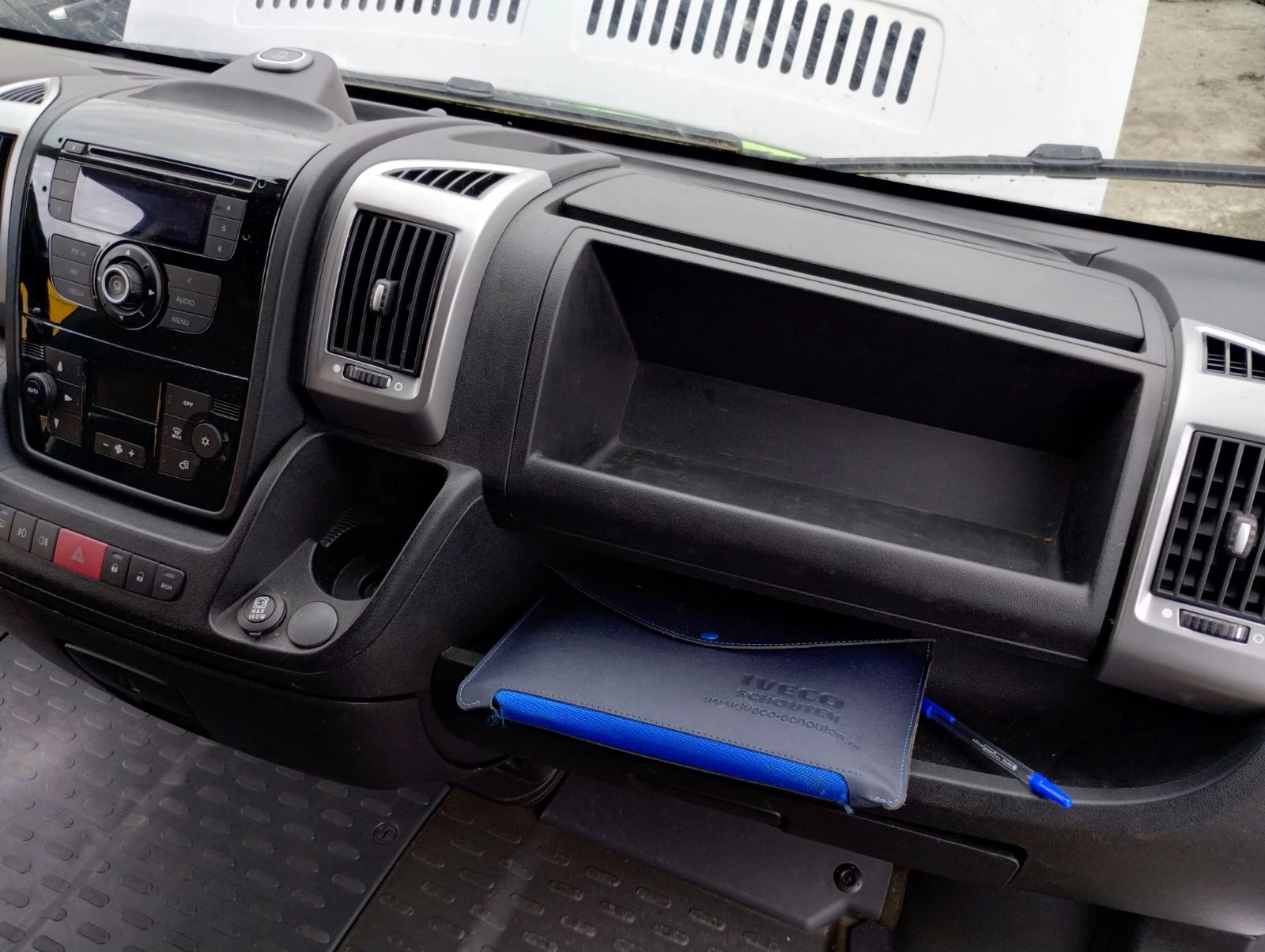 Fiat Ducato 3.0 L2H2 - изображение 7