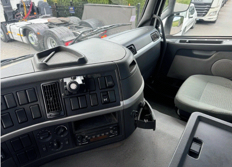 Volvo Fm 380 6x4 resor, снимка 6 - Камиони - 53818748