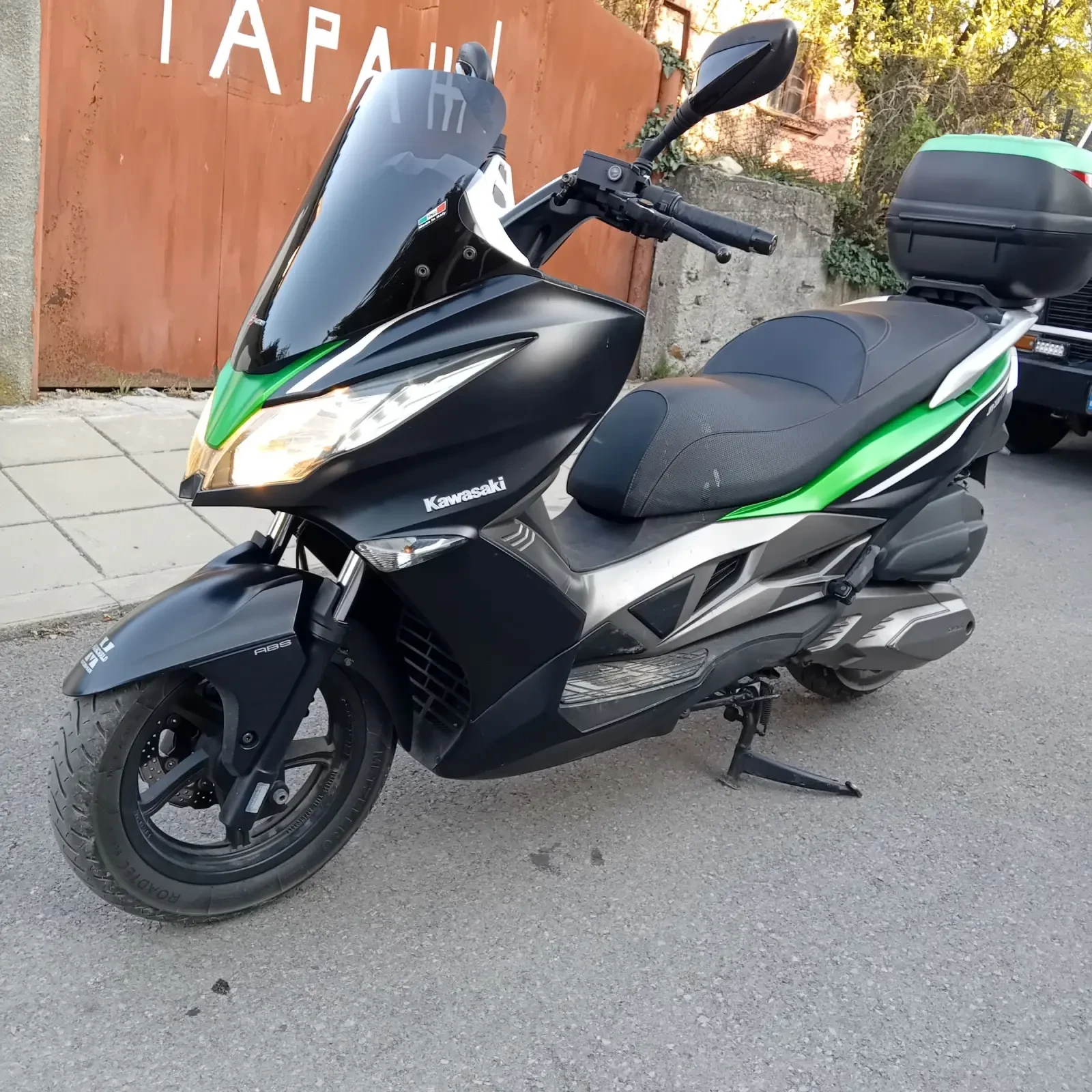 Kawasaki J300 ABS, снимка 1