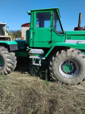 Трактор Т 150, снимка 3