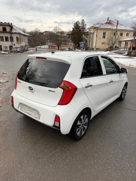 Kia Picanto 1.0 газов инжекцион, снимка 3