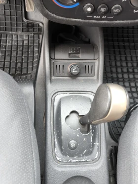 Opel Corsa - 3100 € / 6063.07 лв. - 44001812 14