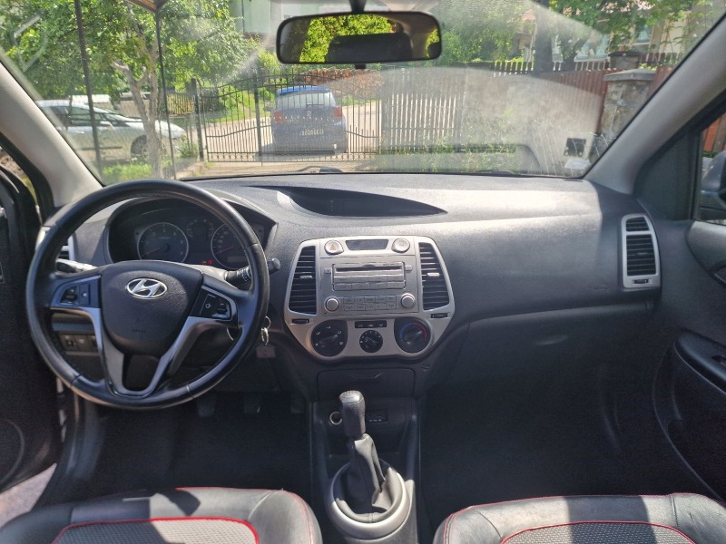 Hyundai I20, снимка 9 - Автомобили и джипове - 46024037