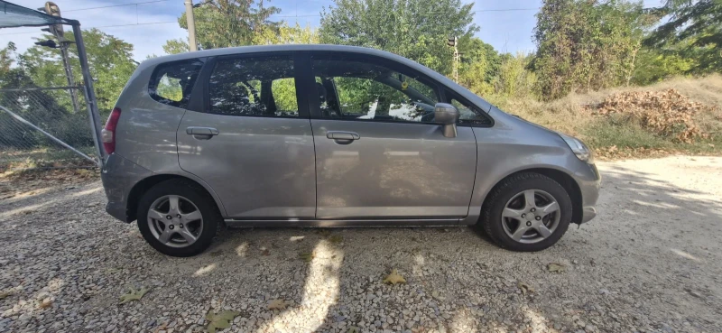 Honda Jazz 1.4 бензин 83к.с. Facelift , снимка 5 - Автомобили и джипове - 47949202