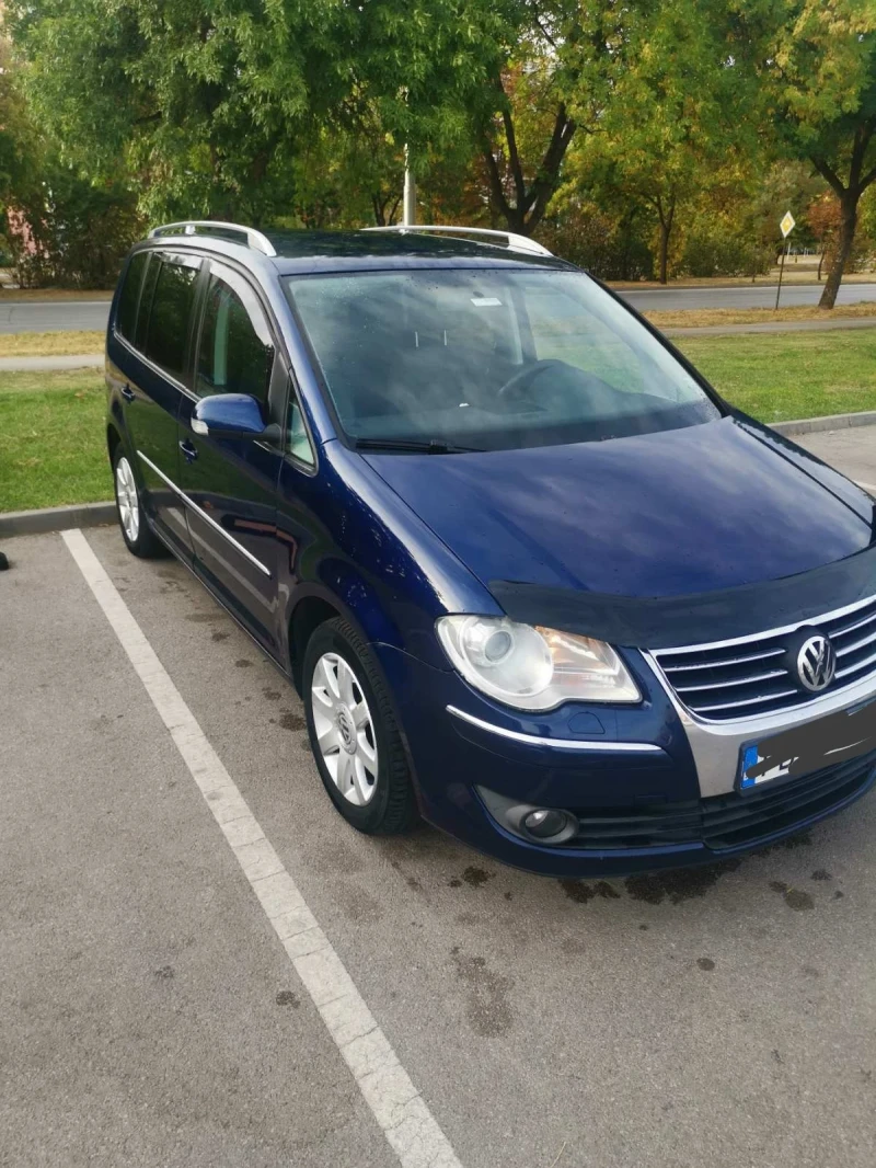 VW Touran FACELIFT БЕНЗИН-ГАЗ-МЕТАН, снимка 3 - Автомобили и джипове - 47766398