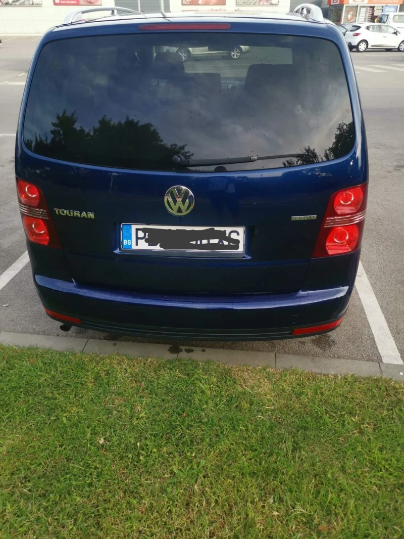 VW Touran FACELIFT БЕНЗИН-ГАЗ-МЕТАН, снимка 2 - Автомобили и джипове - 47766398