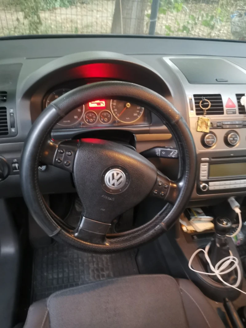 VW Touran FACELIFT БЕНЗИН-ГАЗ-МЕТАН, снимка 7 - Автомобили и джипове - 47766398