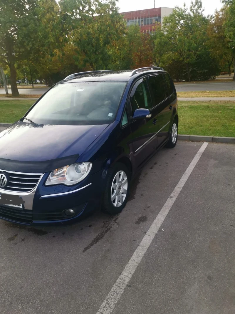 VW Touran FACELIFT БЕНЗИН-ГАЗ-МЕТАН, снимка 1 - Автомобили и джипове - 47766398