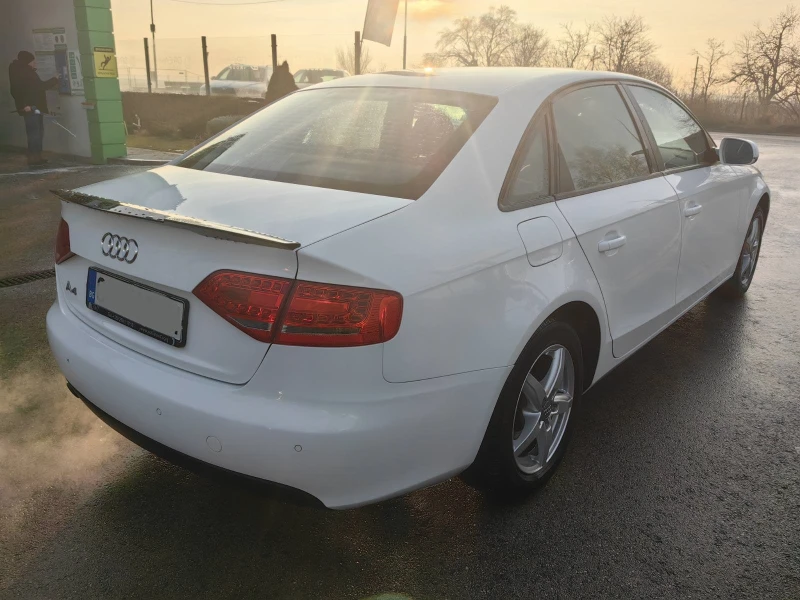 Audi A4 2.0 , снимка 4 - Автомобили и джипове - 48765553