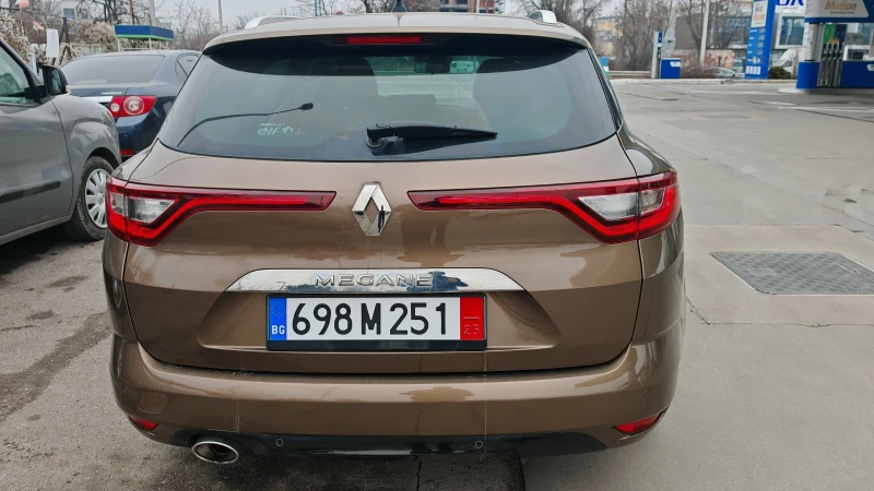 Renault Megane 1.5DCI 110k.ТОП СЪСТОЯНИЕ СЕРВИЗНА КНИЖКА , снимка 6 - Автомобили и джипове - 48991145