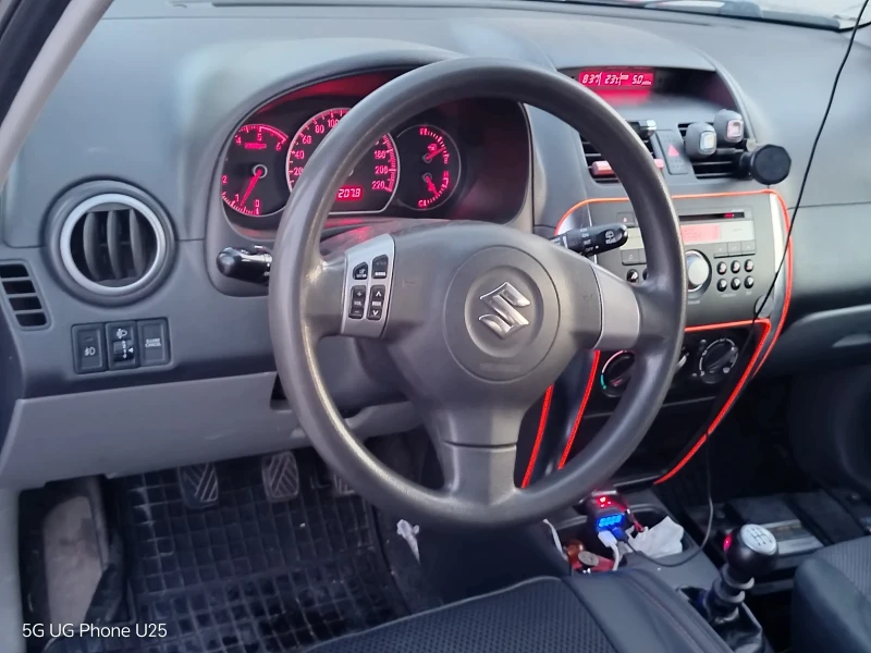 Suzuki SX4, снимка 7 - Автомобили и джипове - 52518368
