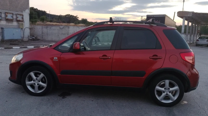 Suzuki SX4, снимка 3 - Автомобили и джипове - 52518368