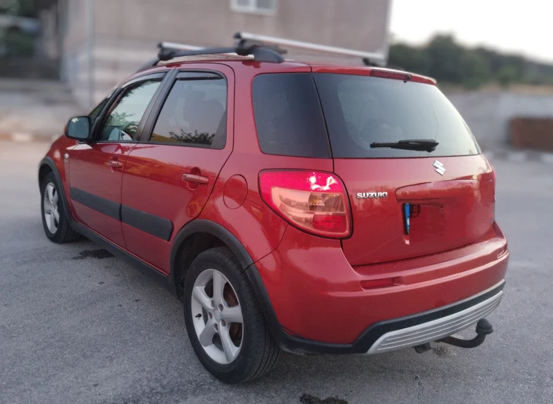 Suzuki SX4, снимка 4 - Автомобили и джипове - 52518368