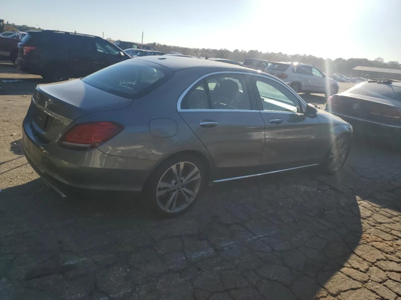 Mercedes-Benz C 300, снимка 4 - Автомобили и джипове - 52531078
