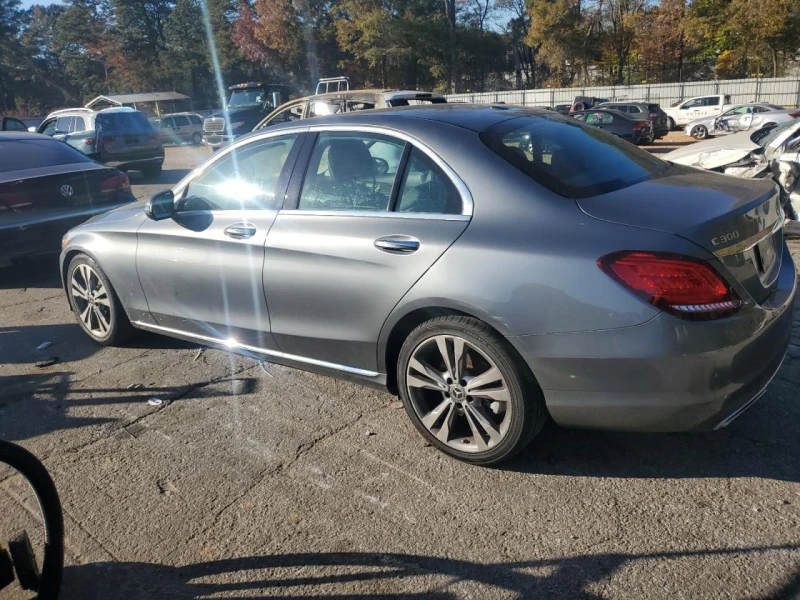 Mercedes-Benz C 300, снимка 2 - Автомобили и джипове - 52531078