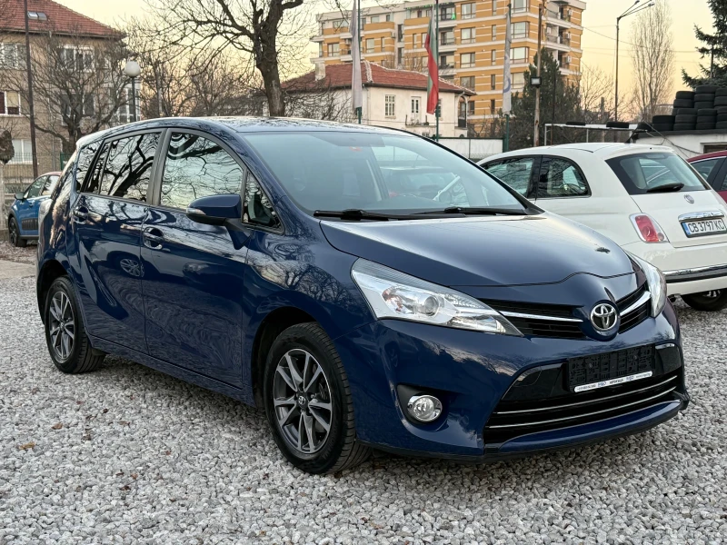 Toyota Verso 1.8i Luna Facelift AВТОМАТИК - НАВИГАЦИЯ - 7места, снимка 3 - Автомобили и джипове - 52799690