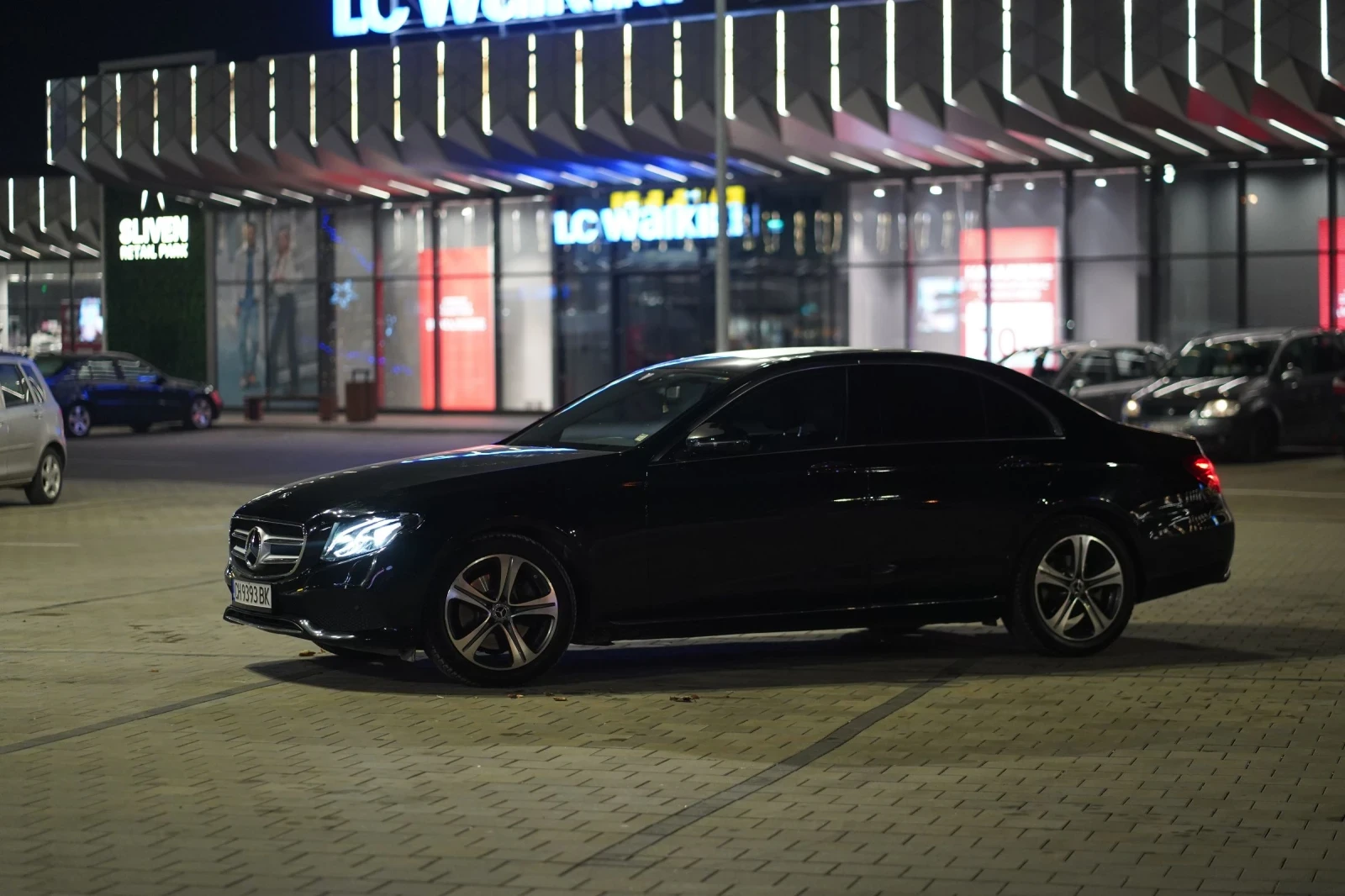 Mercedes-Benz E 220 4MATIC | Mobile.bg — изображение 14