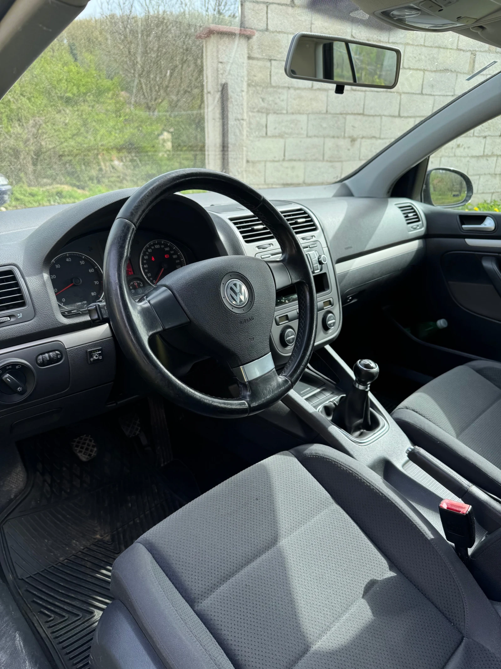 VW Golf 5 - изображение 10