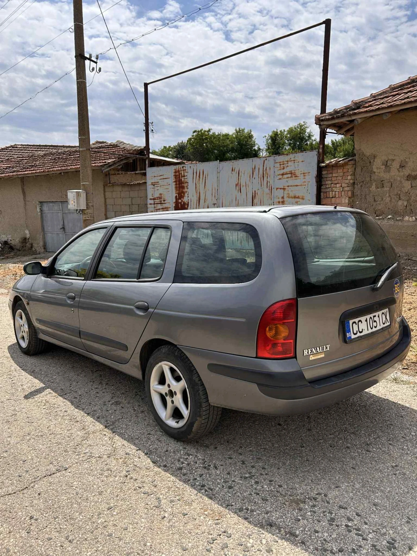 Renault Megane 1.9 tdi - изображение 5
