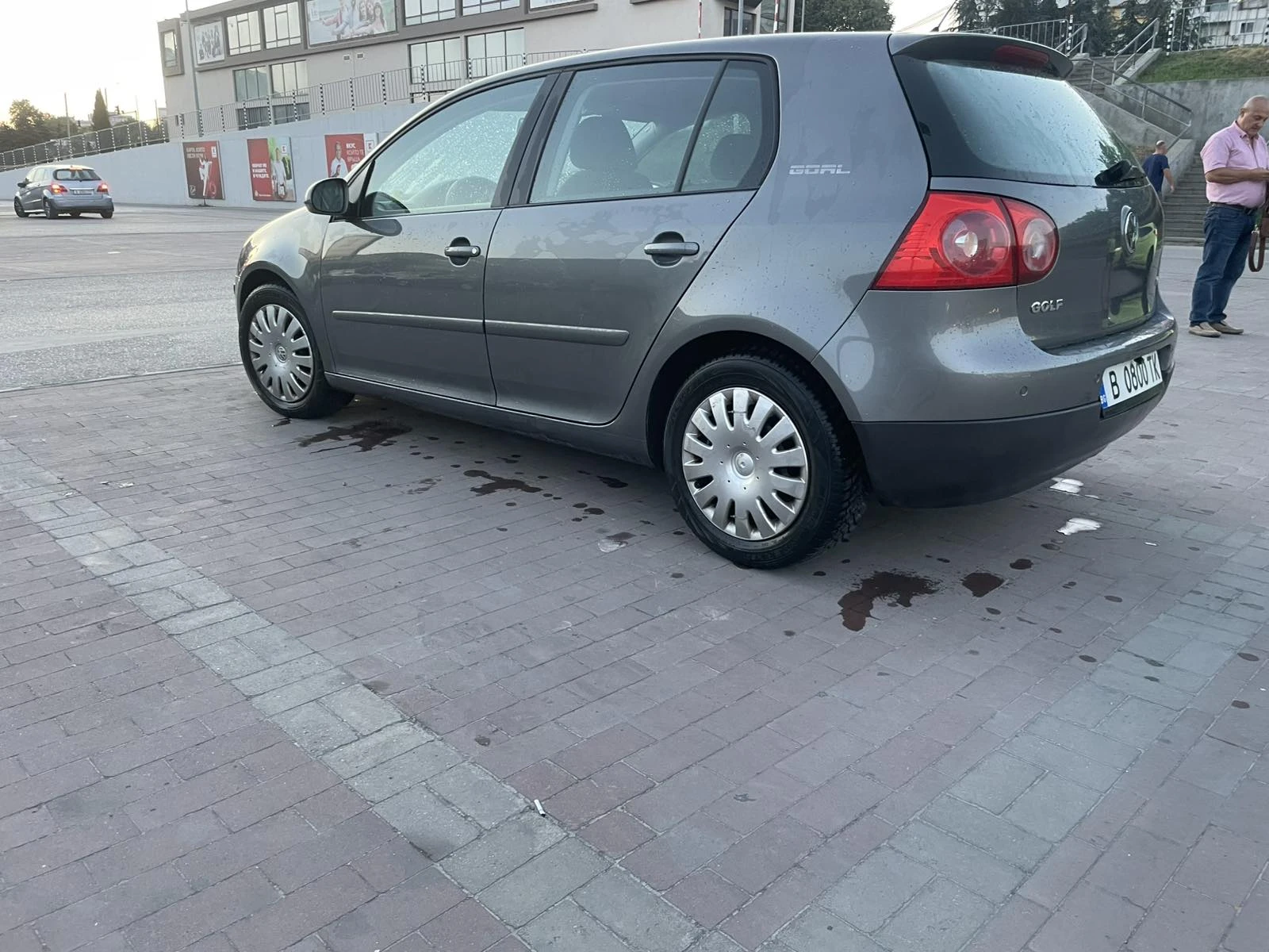 VW Golf 1.6 - изображение 4