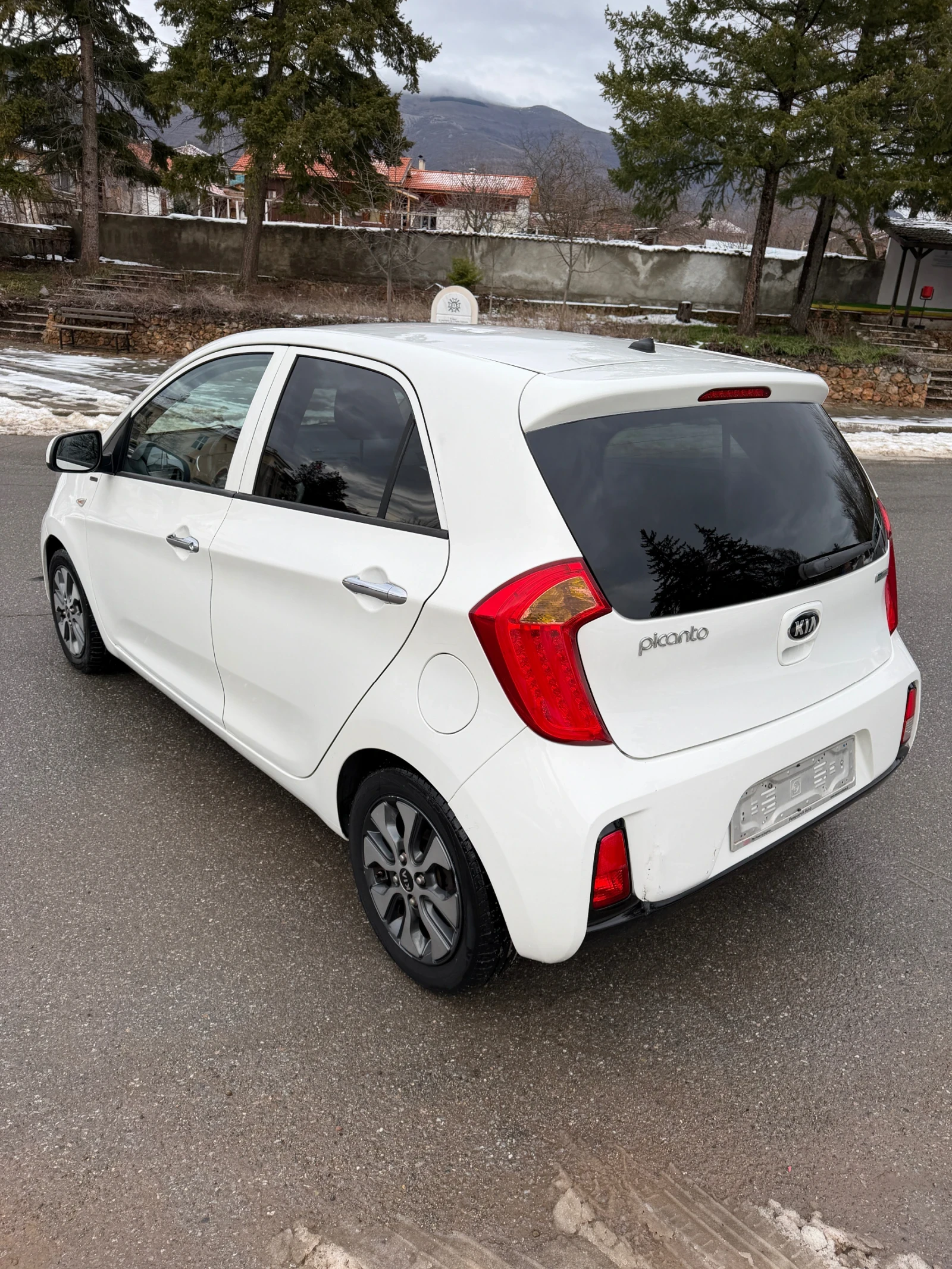 Kia Picanto 1.0 газов инжекцион - изображение 5