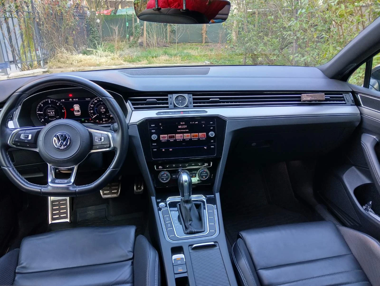 VW Passat R Line, снимка 8 - Автомобили и джипове - 53851833