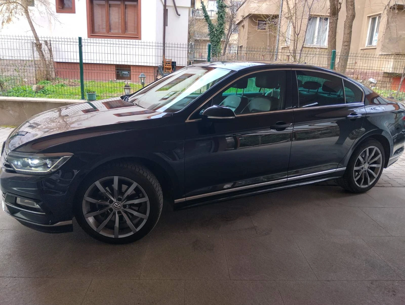 VW Passat R Line, снимка 17 - Автомобили и джипове - 53851833