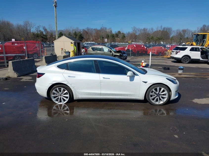 Tesla Model 3 Long Range/Mid Range | Mobile.bg � ����������� 13