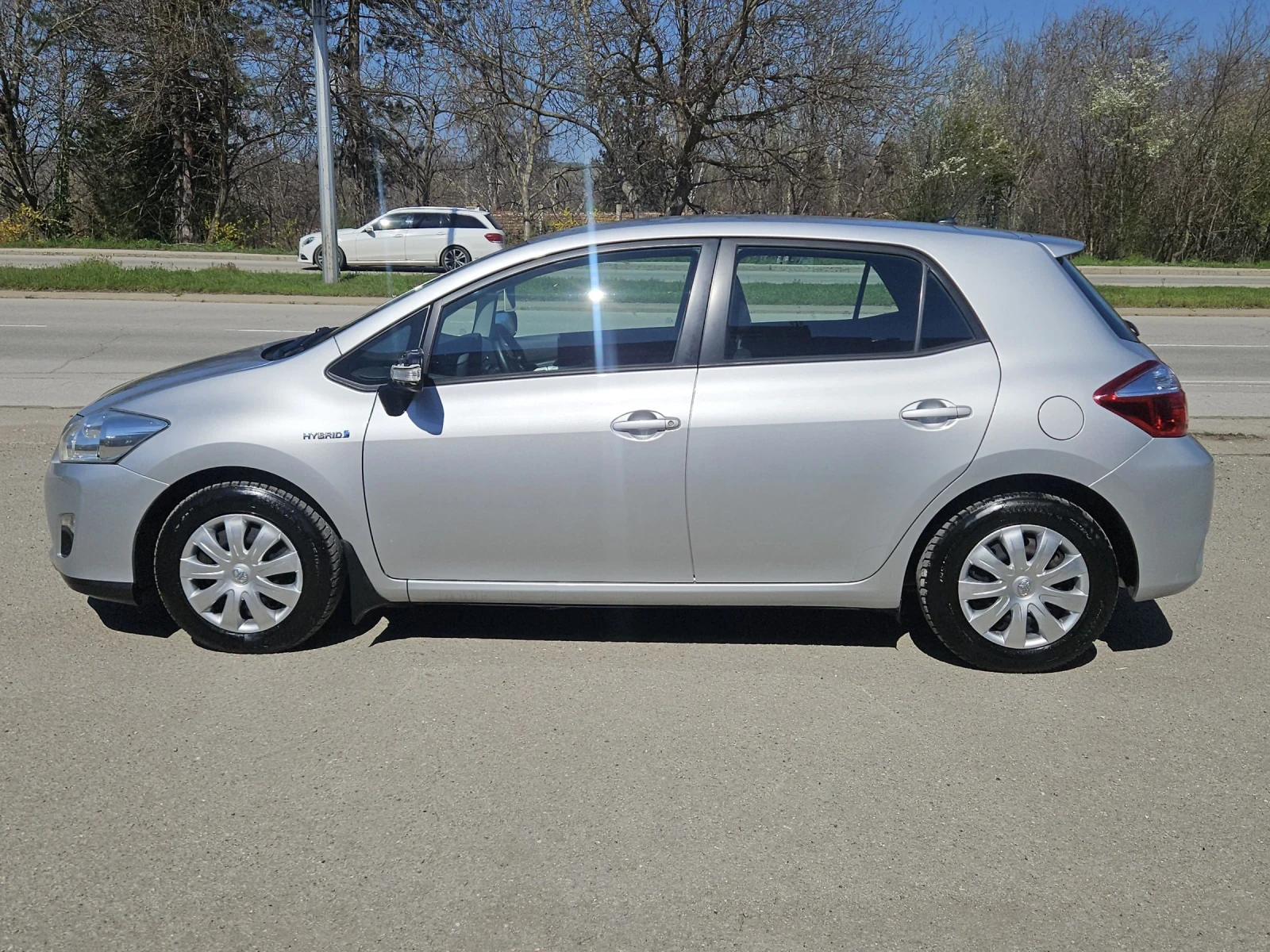 Toyota Auris 1.8HYBRID--AUTOMAT, снимка 4 - Автомобили и джипове - 54098405