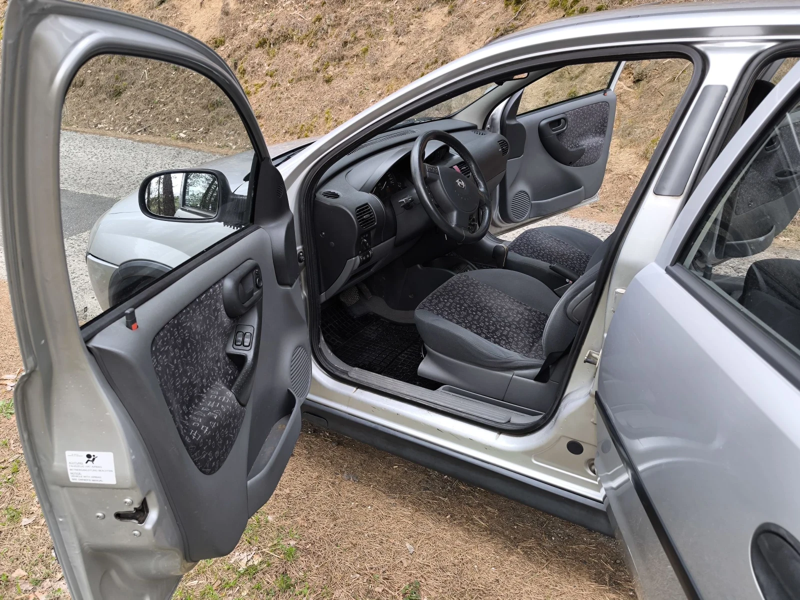 Opel Corsa, снимка 12 - Автомобили и джипове - 54220316