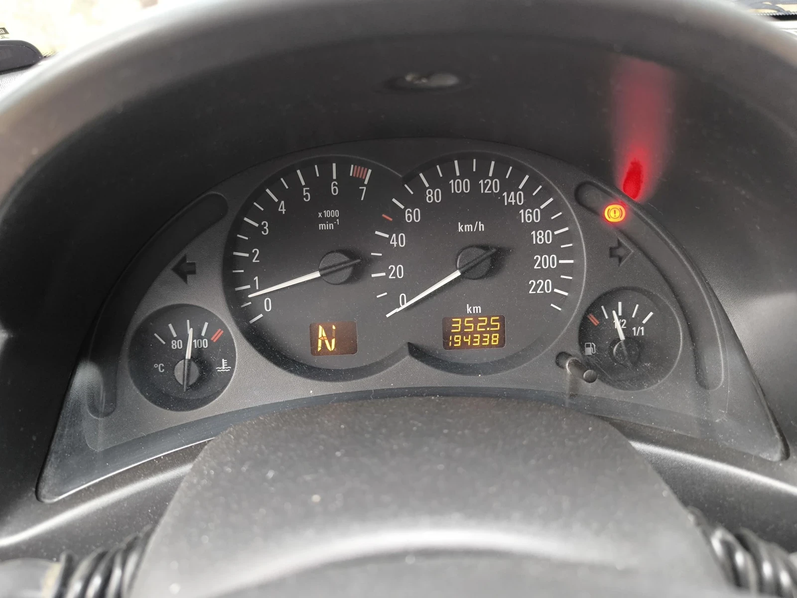 Opel Corsa, снимка 15 - Автомобили и джипове - 54220316