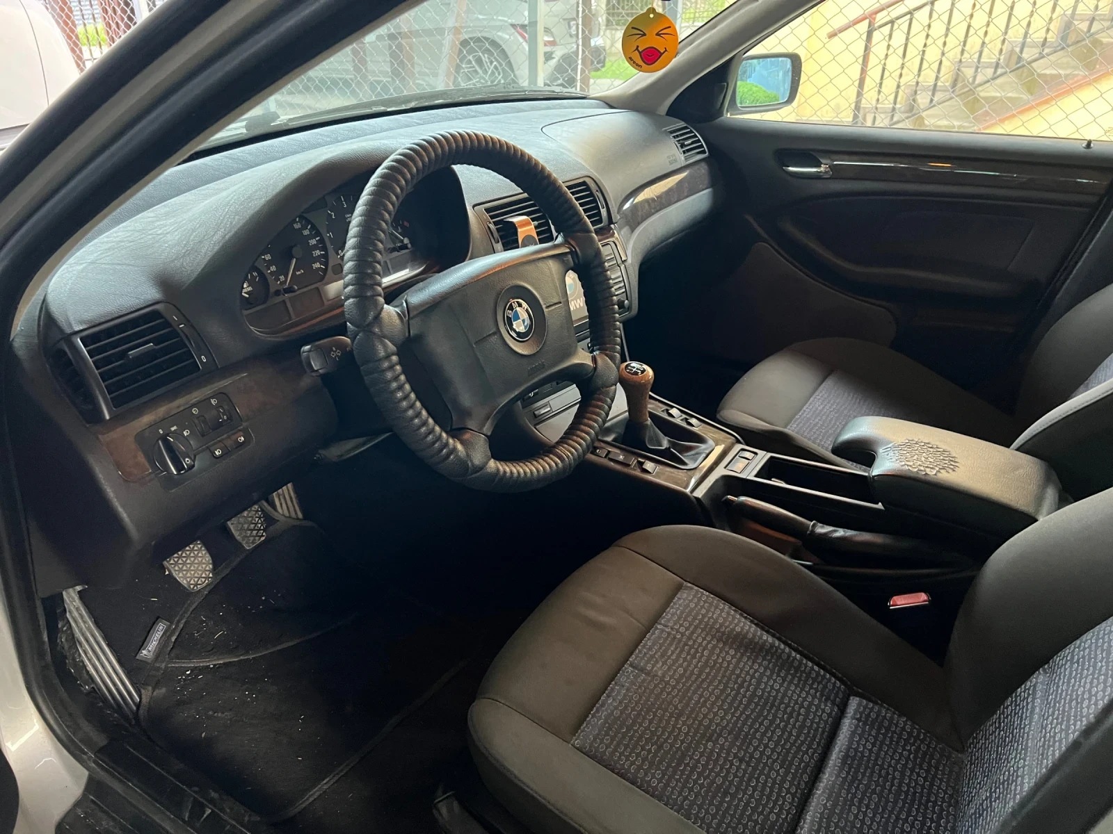 BMW 320, снимка 7 - Автомобили и джипове - 54383235