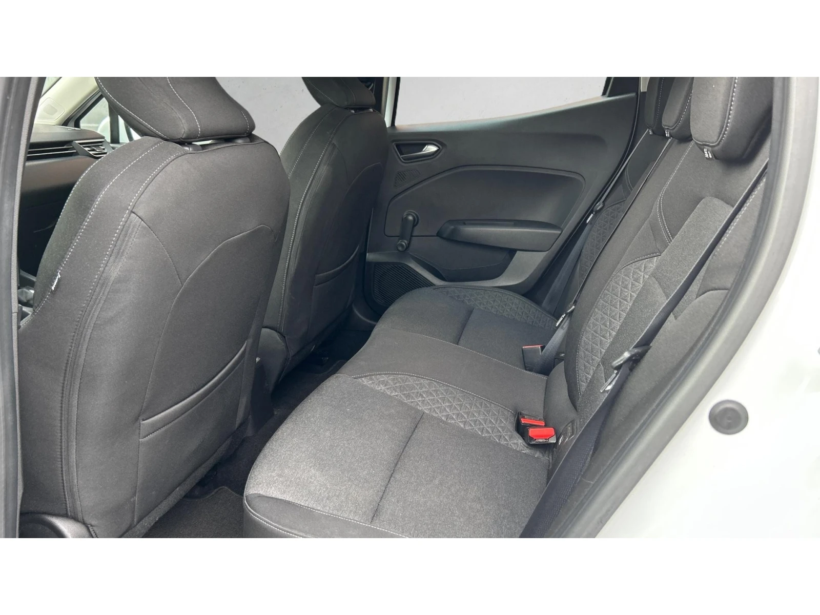 Renault Clio 1.0 ТCe 100 S&S EDC, Месечна вноска от 166  , снимка 11 - Автомобили и джипове - 54490508