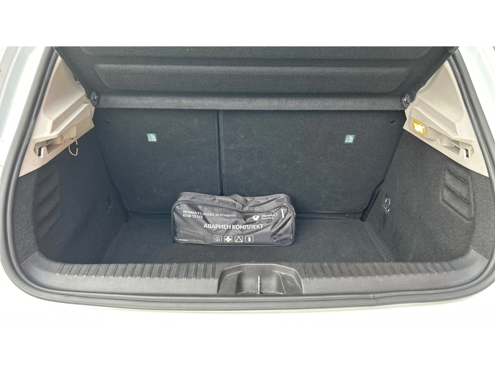 Renault Clio 1.0 ТCe 100 S&S EDC, Месечна вноска от 166  , снимка 17 - Автомобили и джипове - 54490508